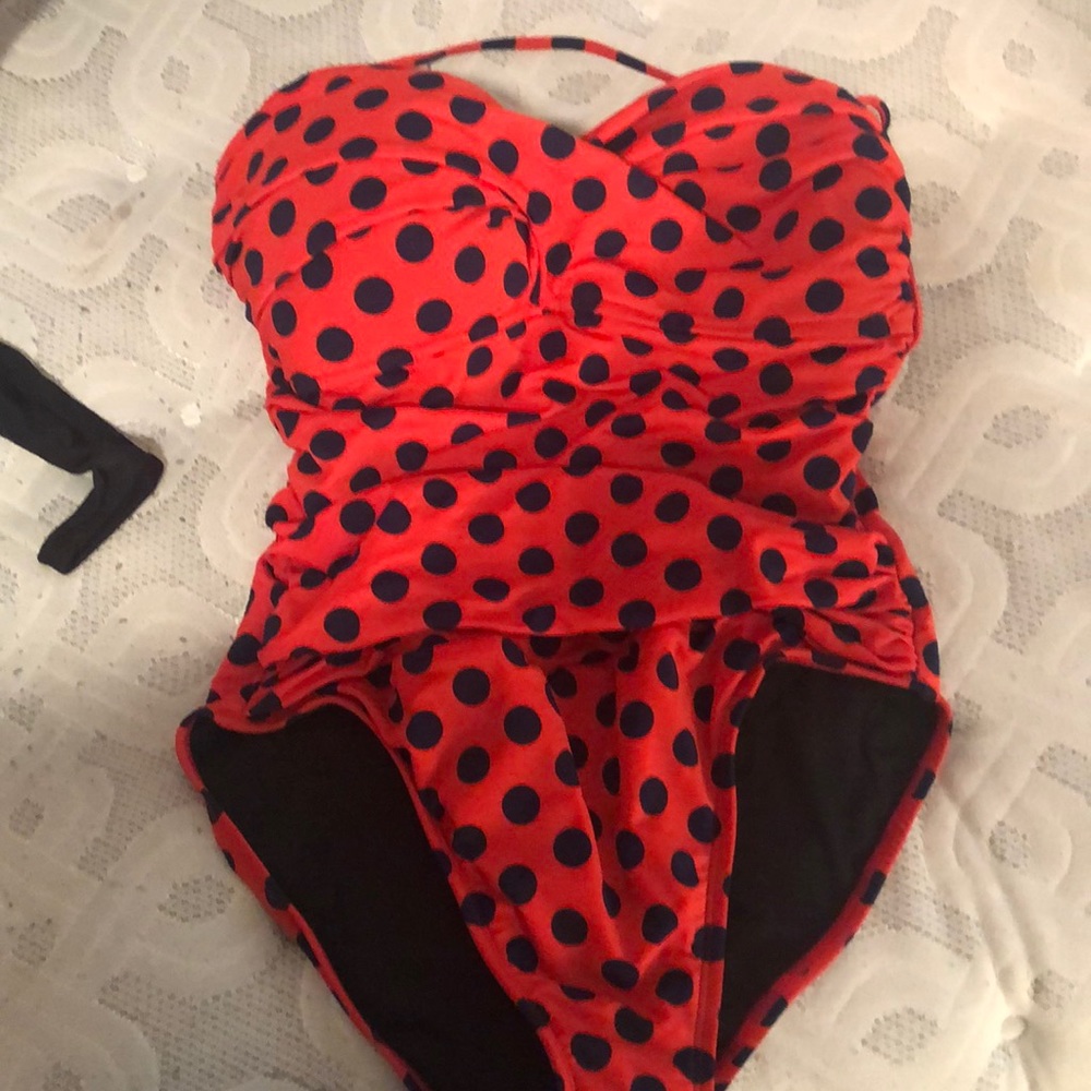 Bathing suit